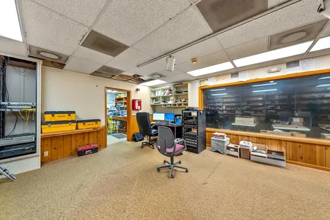 655 W Umpqua Street Roseburg OR 97471