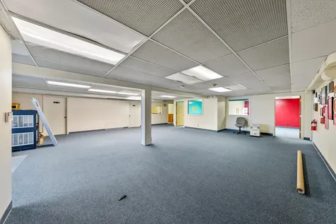 655 W Umpqua Street Roseburg OR 97471
