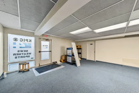 655 W Umpqua Street Roseburg OR 97471