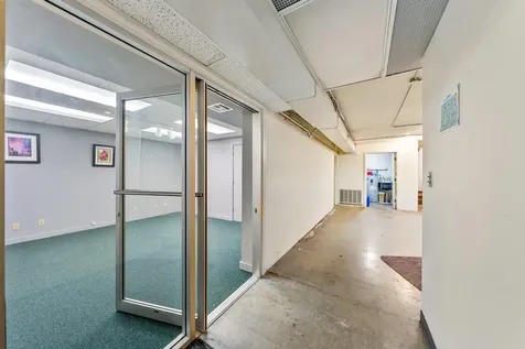 655 W Umpqua Street Roseburg OR 97471