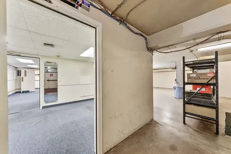 655 W Umpqua Street Roseburg OR 97471