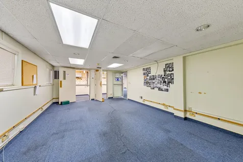 655 W Umpqua Street Roseburg OR 97471