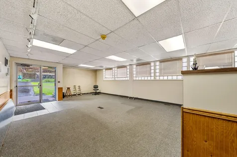 655 W Umpqua Street Roseburg OR 97471