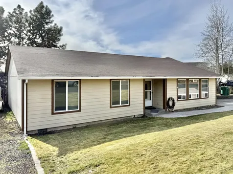 5704 Upland Drive Klamath Falls OR 97603
