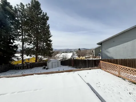 5704 Upland Drive Klamath Falls OR 97603