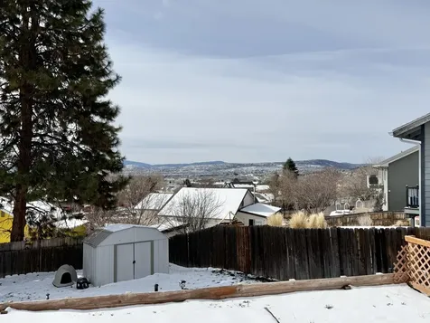 5704 Upland Drive Klamath Falls OR 97603