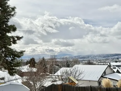 5704 Upland Drive Klamath Falls OR 97603
