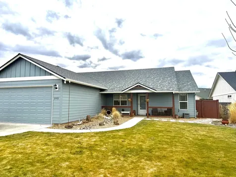 2921 NW 19th Street Redmond OR 97756