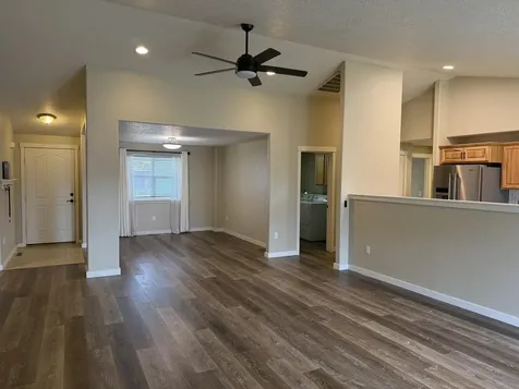 2921 NW 19th Street Redmond OR 97756