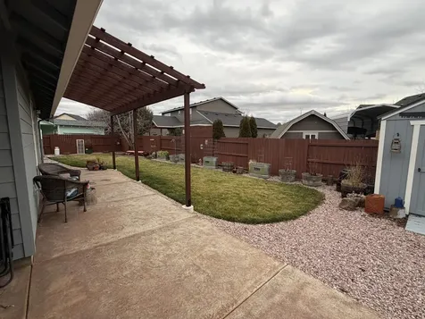 2921 NW 19th Street Redmond OR 97756