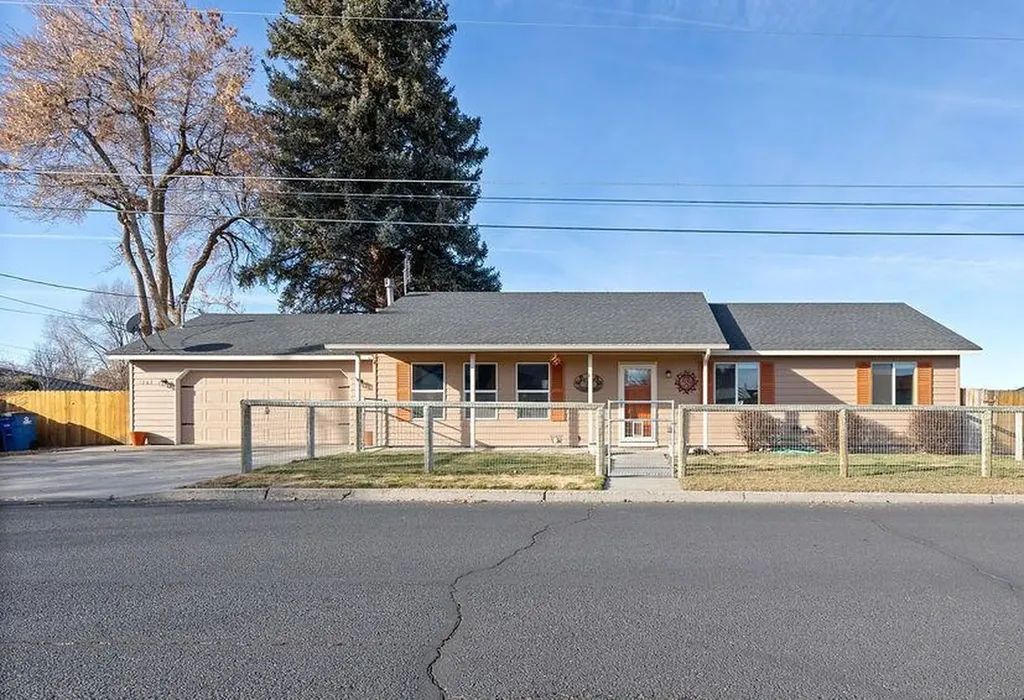 1263 NE Powell Lane Prineville OR 97754