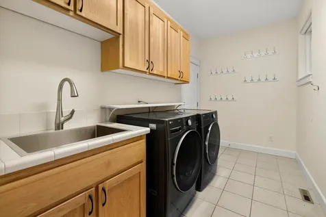 1066 NW Stannium Road Bend OR 97703