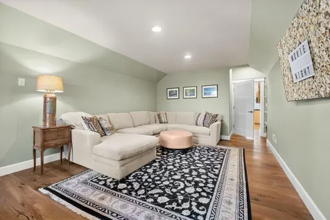 1066 NW Stannium Road Bend OR 97703