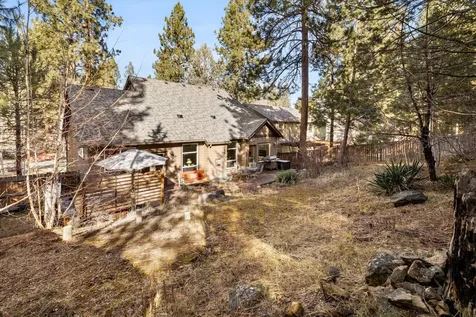 1066 NW Stannium Road Bend OR 97703