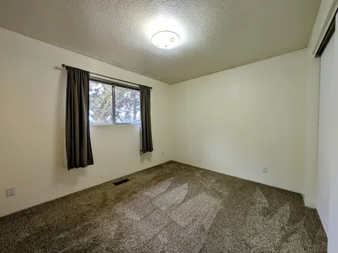 1661 NE Terrace Drive Grants Pass OR 97526