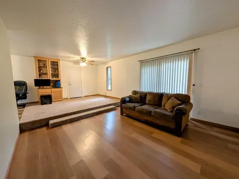 1661 NE Terrace Drive Grants Pass OR 97526