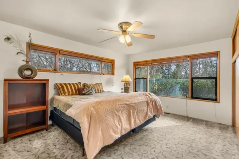 1117 NE Memorial Drive Grants Pass OR 97526