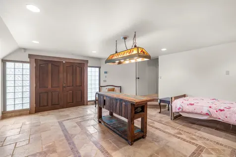 1117 NE Memorial Drive Grants Pass OR 97526