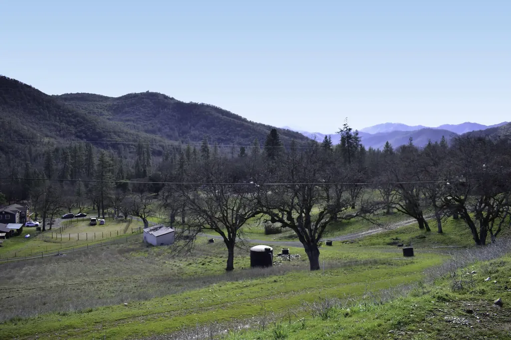 12940 Highway 234 Gold Hill OR 97525