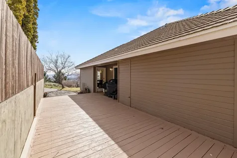 5615 Basin View Drive Klamath Falls OR 97603