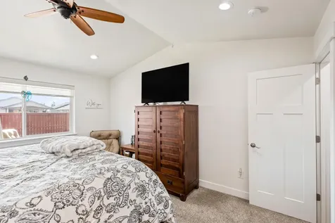 51780 Mountain Pine Street La Pine OR 97739