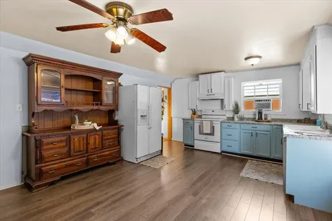 405 NW Dimmick Street Grants Pass OR 97526
