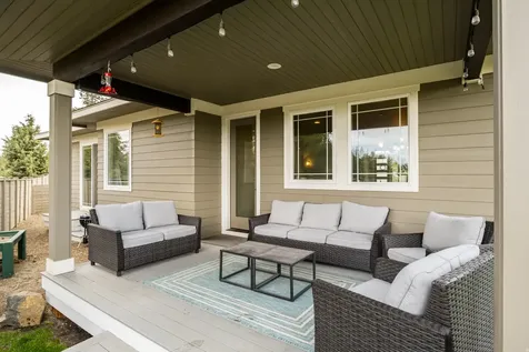 61089 SE Echo Lake Court Bend OR 97702