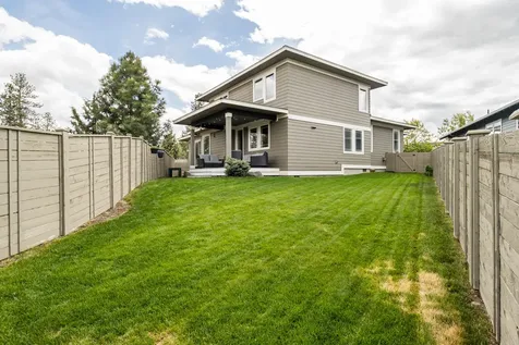 61089 SE Echo Lake Court Bend OR 97702