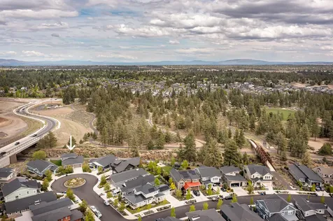 61089 SE Echo Lake Court Bend OR 97702