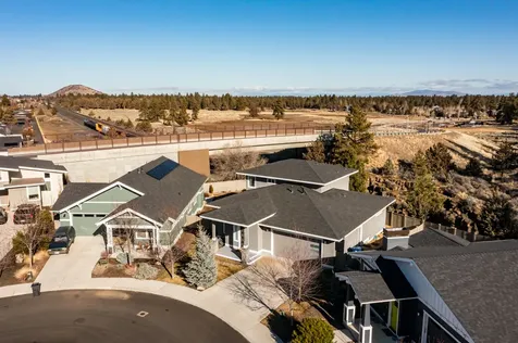 61089 SE Echo Lake Court Bend OR 97702