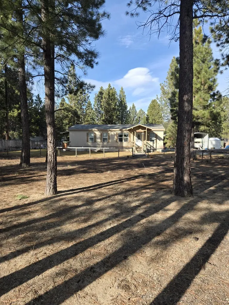 1325 Cheryl Drive La Pine OR 97739