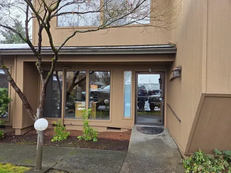 712 -714 Cardley Avenue Medford OR 97504