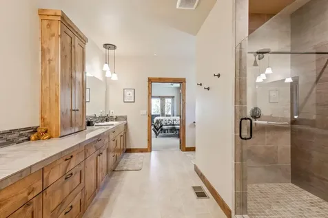 7581 SE Madison Avenue Prineville OR 97754