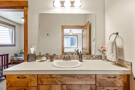 7581 SE Madison Avenue Prineville OR 97754