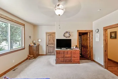 7581 SE Madison Avenue Prineville OR 97754