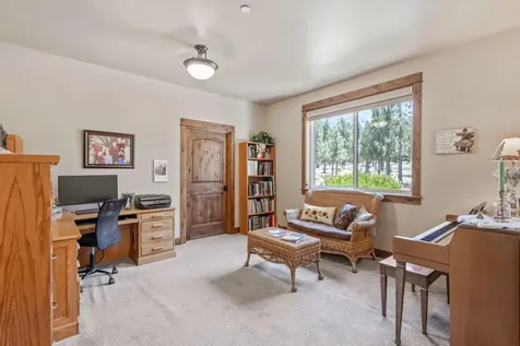 7581 SE Madison Avenue Prineville OR 97754