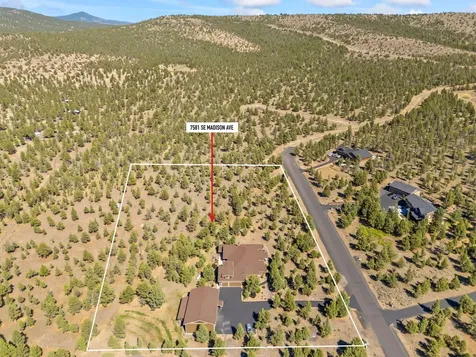 7581 SE Madison Avenue Prineville OR 97754
