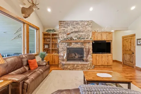 7581 SE Madison Avenue Prineville OR 97754