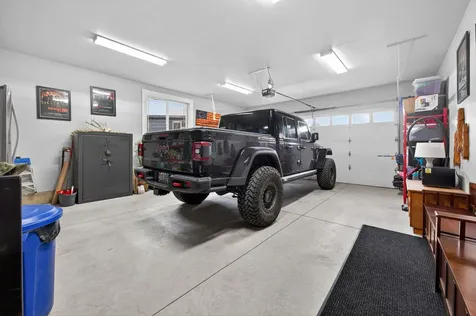 8081 SW Paious Drive Culver OR 97734