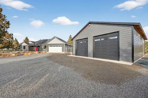8081 SW Paious Drive Culver OR 97734