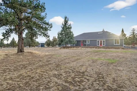 8081 SW Paious Drive Culver OR 97734