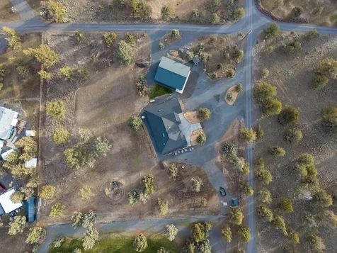 8081 SW Paious Drive Culver OR 97734