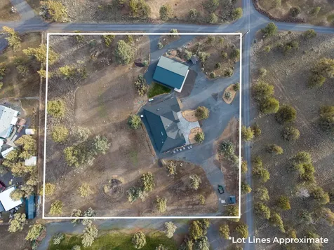 8081 SW Paious Drive Culver OR 97734