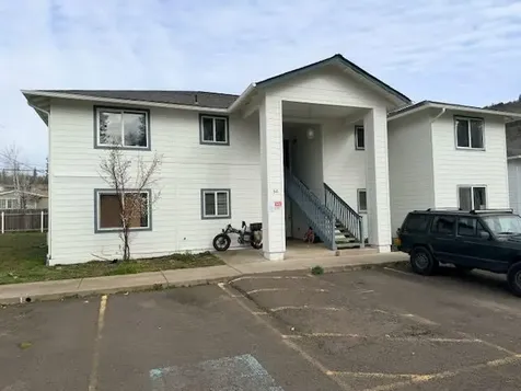 50 Dion Court Shady Cove OR 97539