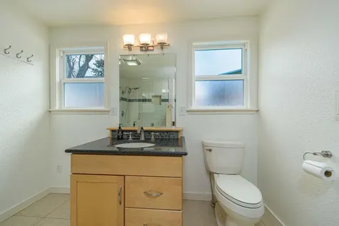 508 SE 4th Street Bend OR 97702