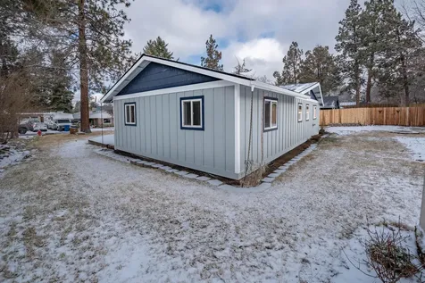 508 SE 4th Street Bend OR 97702