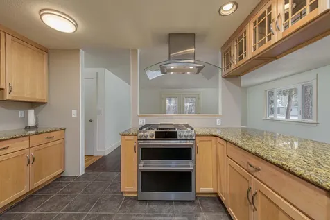 508 SE 4th Street Bend OR 97702