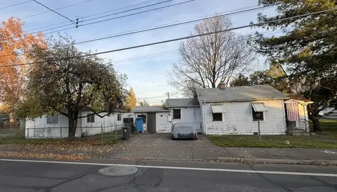 1052 W 12th Street Medford OR 97501