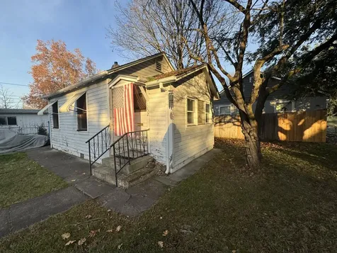 1052 W 12th Street Medford OR 97501