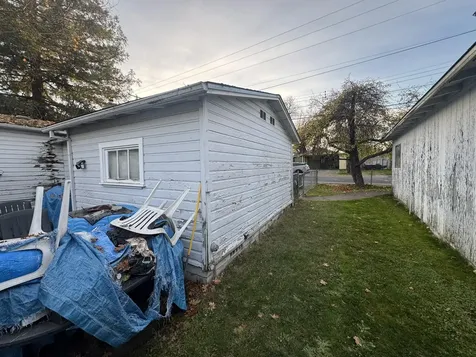 1052 W 12th Street Medford OR 97501